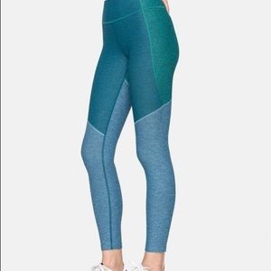 Outdoor Voices 7/8 Tri-Tone Warmup Legging Green